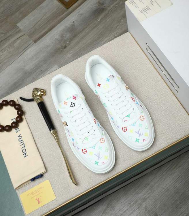 Picture of Louis Vuitton Shoes _SKULVsz38-44hnh038015556